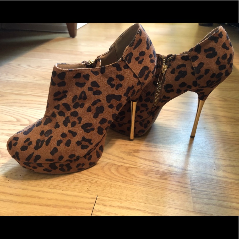 Cheetah Heels